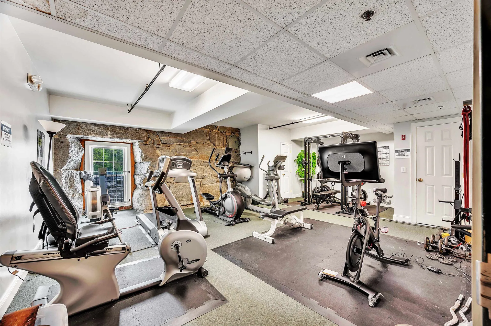 6 Bay Road Newmarket NH 03857