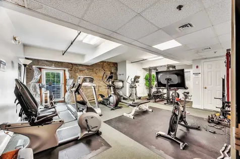 6 Bay Road Newmarket NH 03857