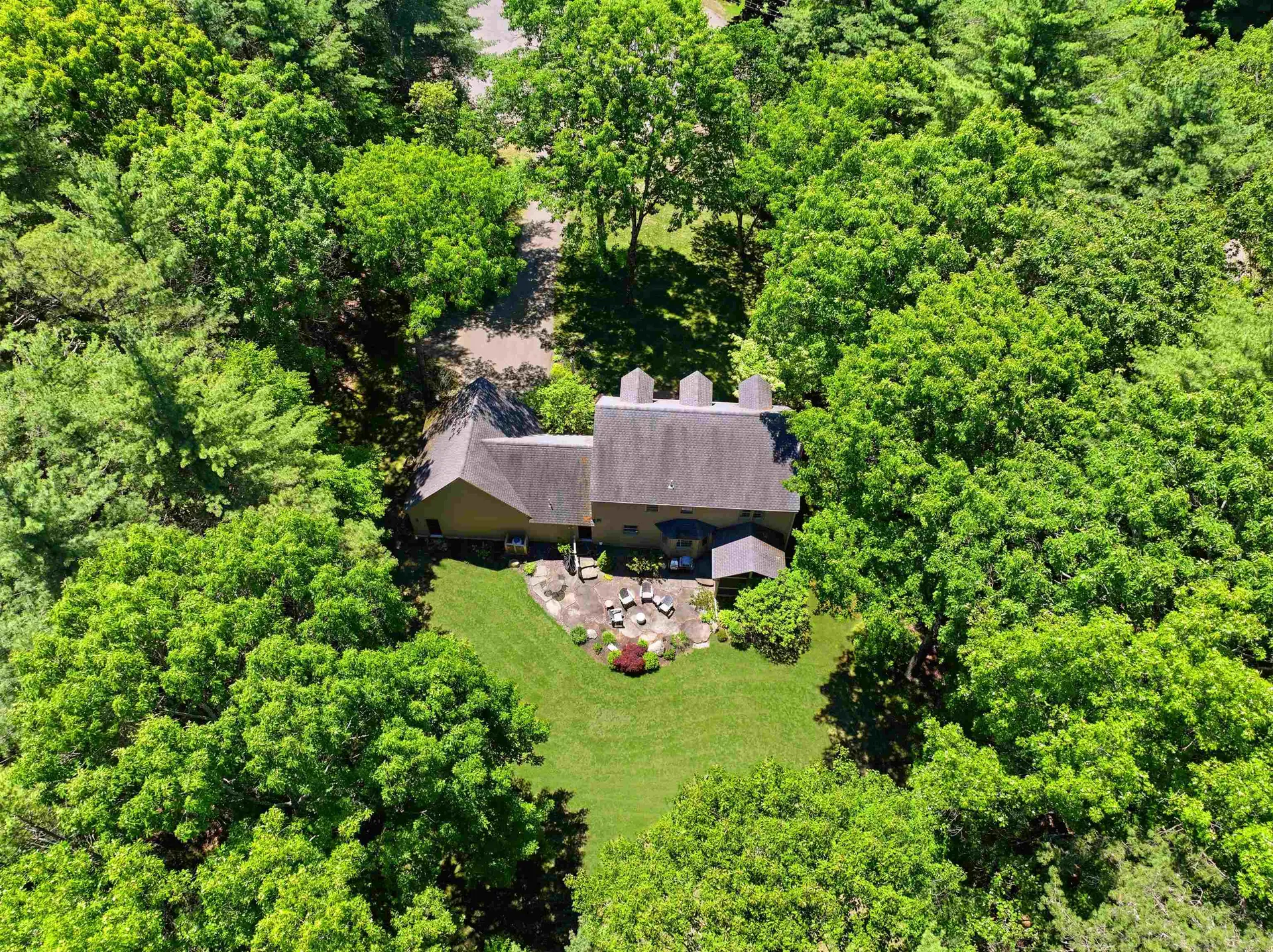 10 Pine Court Newfields NH 03856