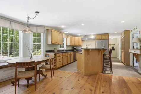 10 Pine Court Newfields NH 03856