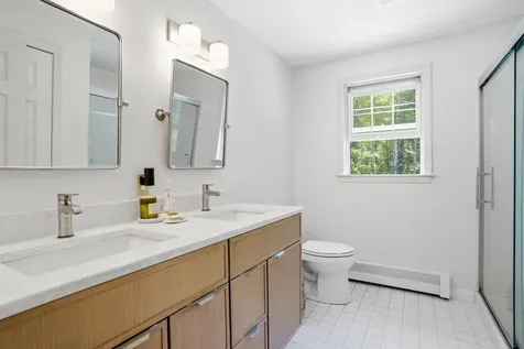 10 Pine Court Newfields NH 03856