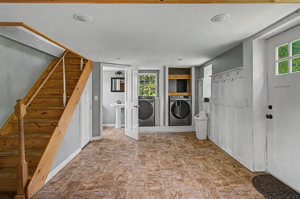 6872 Chester A Arthur Road Enosburg VT 05450