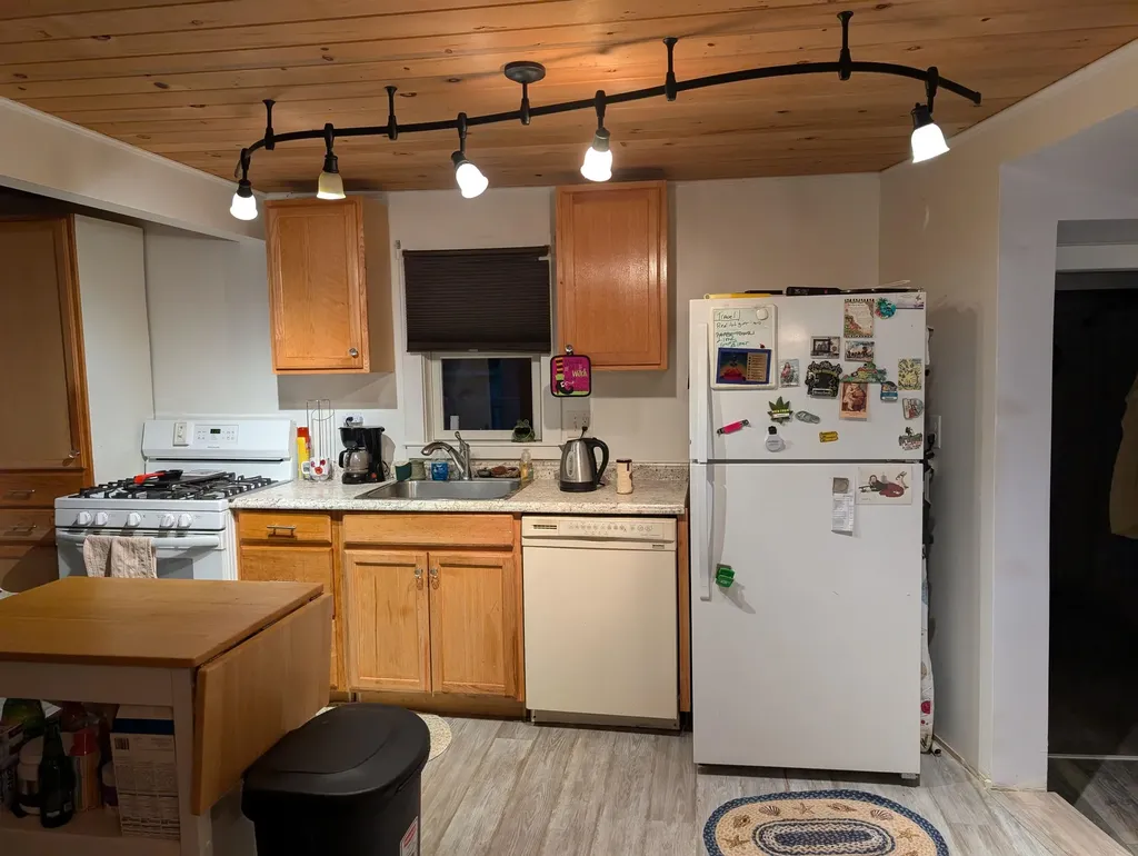 12 Kentville Terrace Hampton NH 03842