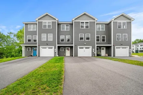 6 Biggs Avenue Epping NH 03042