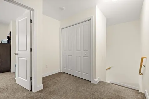 6 Biggs Avenue Epping NH 03042