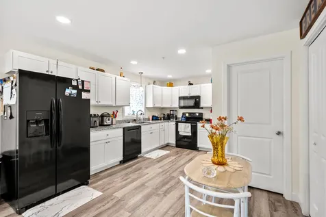 6 Biggs Avenue Epping NH 03042