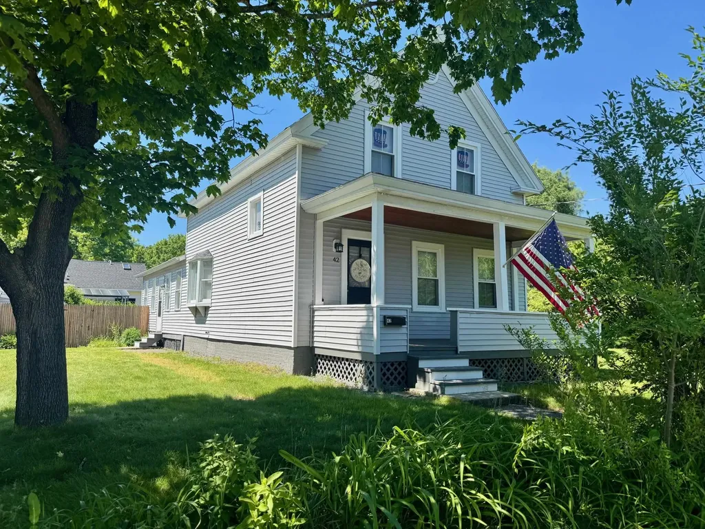 42 Pine Avenue Keene NH 03431