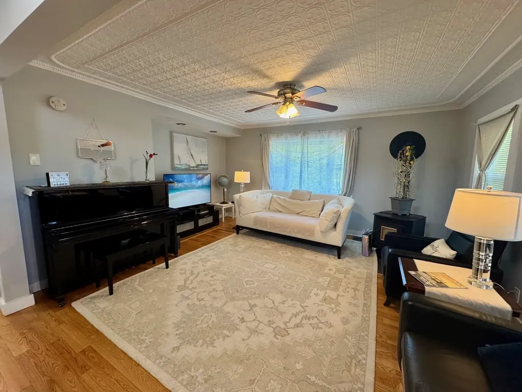 42 Pine Avenue Keene NH 03431