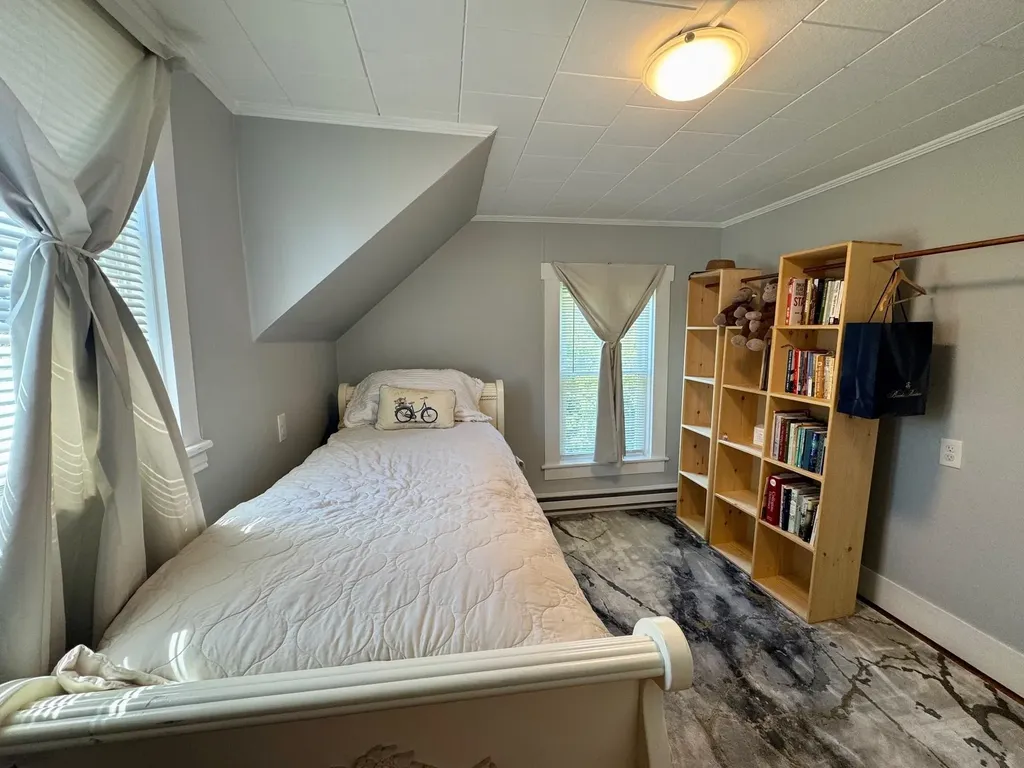 42 Pine Avenue Keene NH 03431