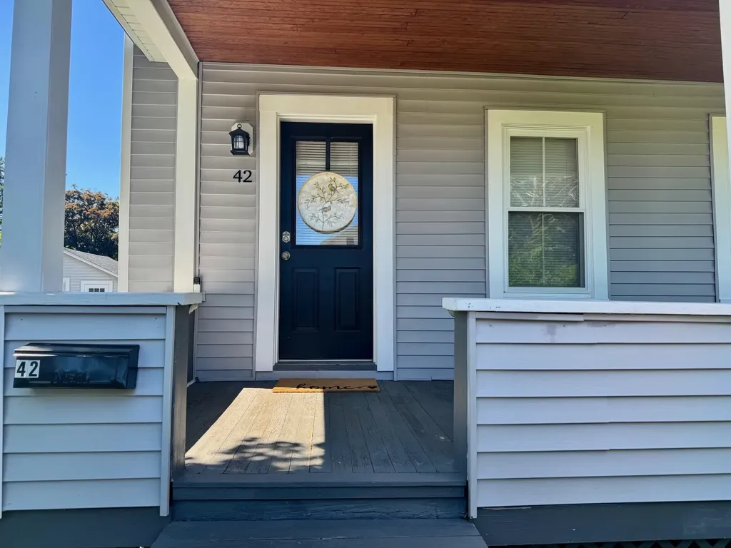 42 Pine Avenue Keene NH 03431