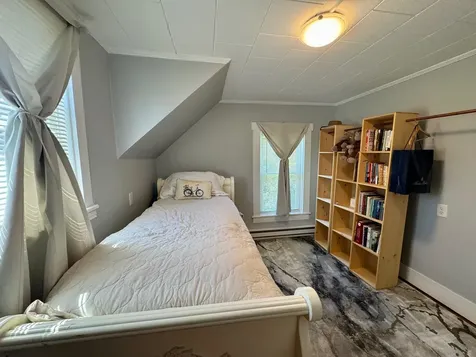 42 Pine Avenue Keene NH 03431