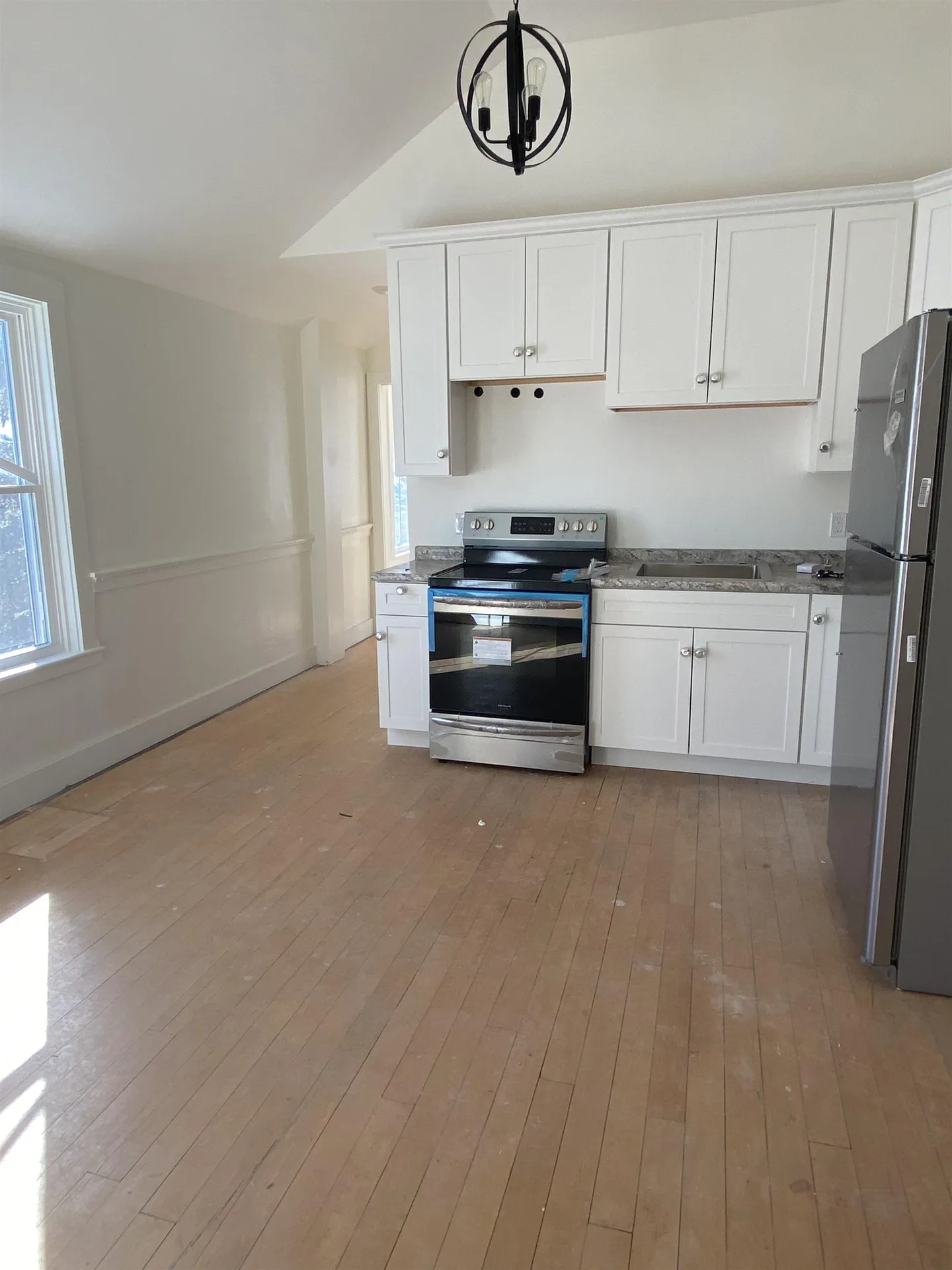 Walpole NH, 73 Main Street, Unit #2