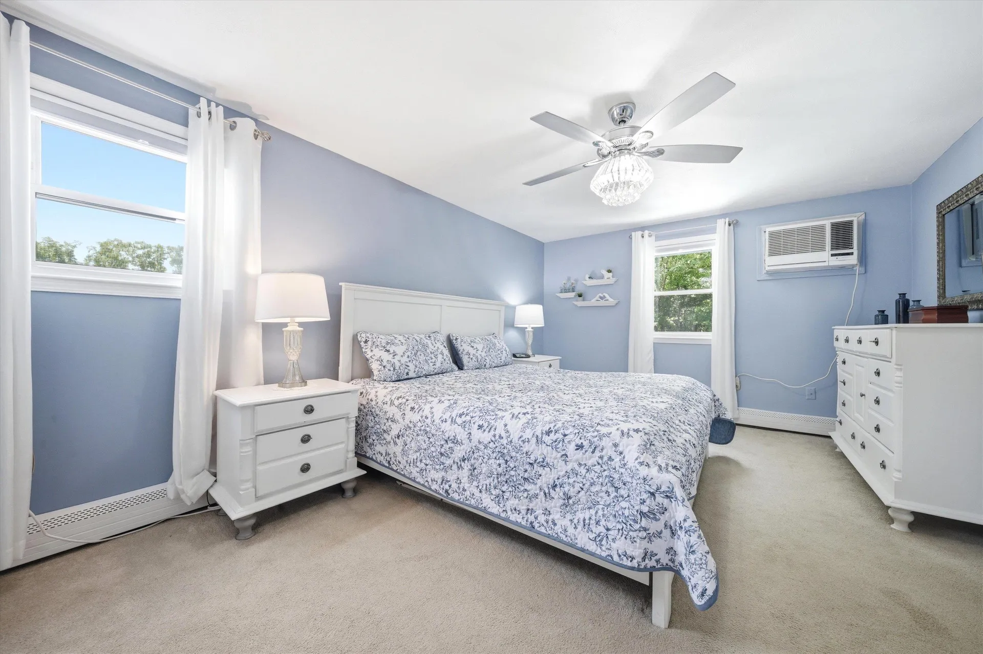 188 Patricia Lane Manchester NH 03104