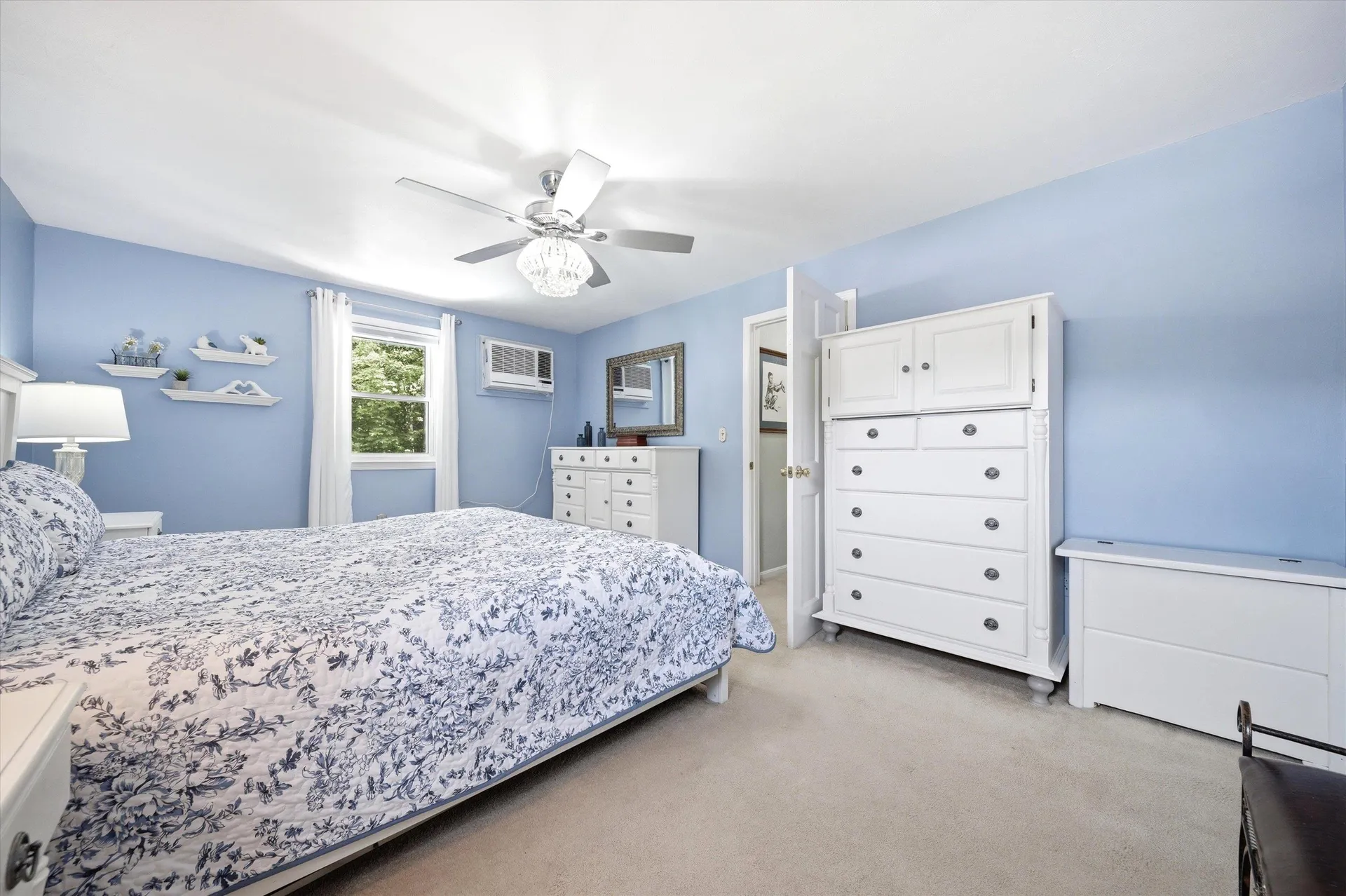 188 Patricia Lane Manchester NH 03104