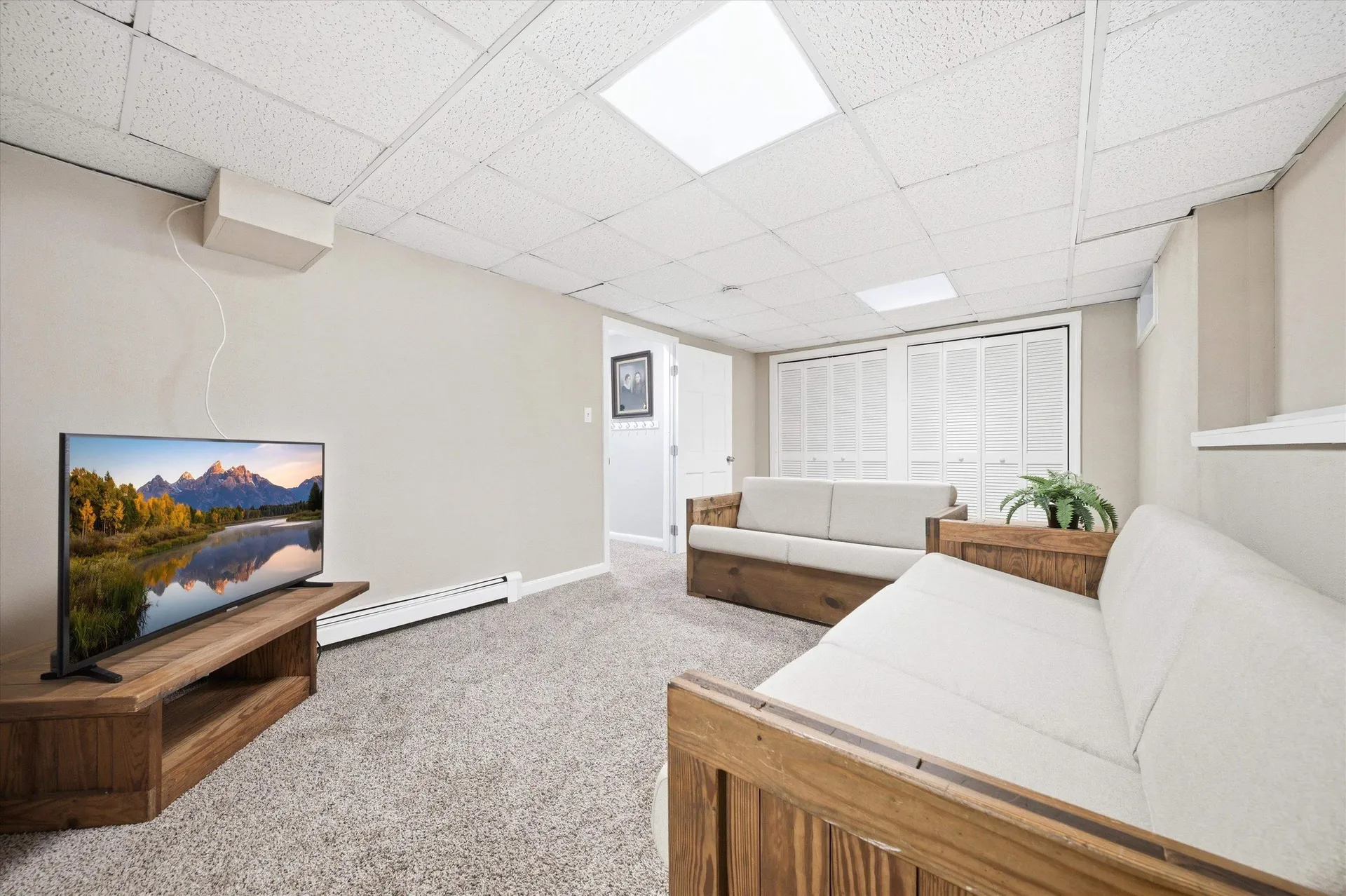 188 Patricia Lane Manchester NH 03104