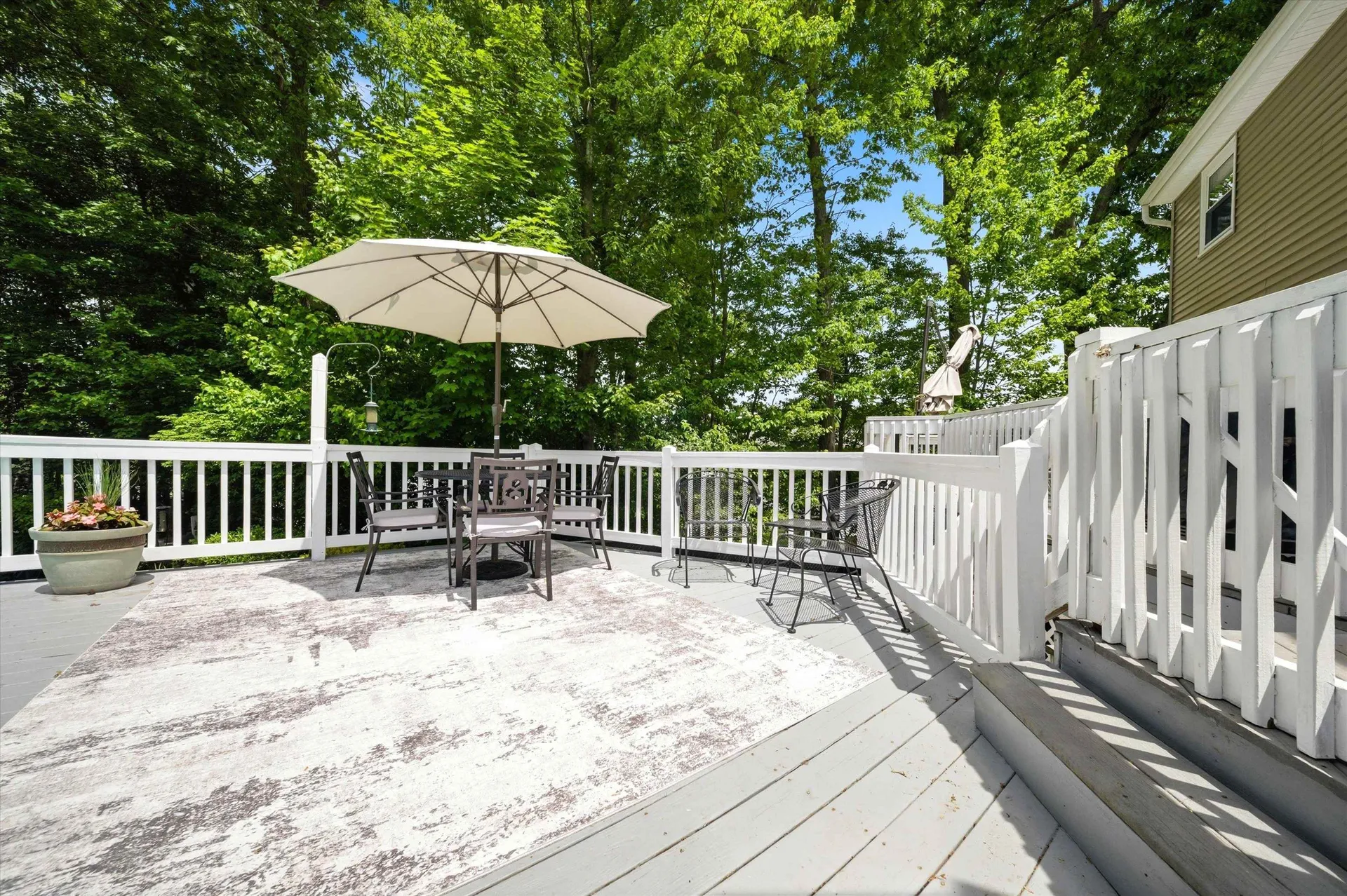 188 Patricia Lane Manchester NH 03104