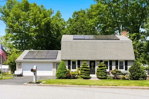188 Patricia Lane Manchester NH 03104