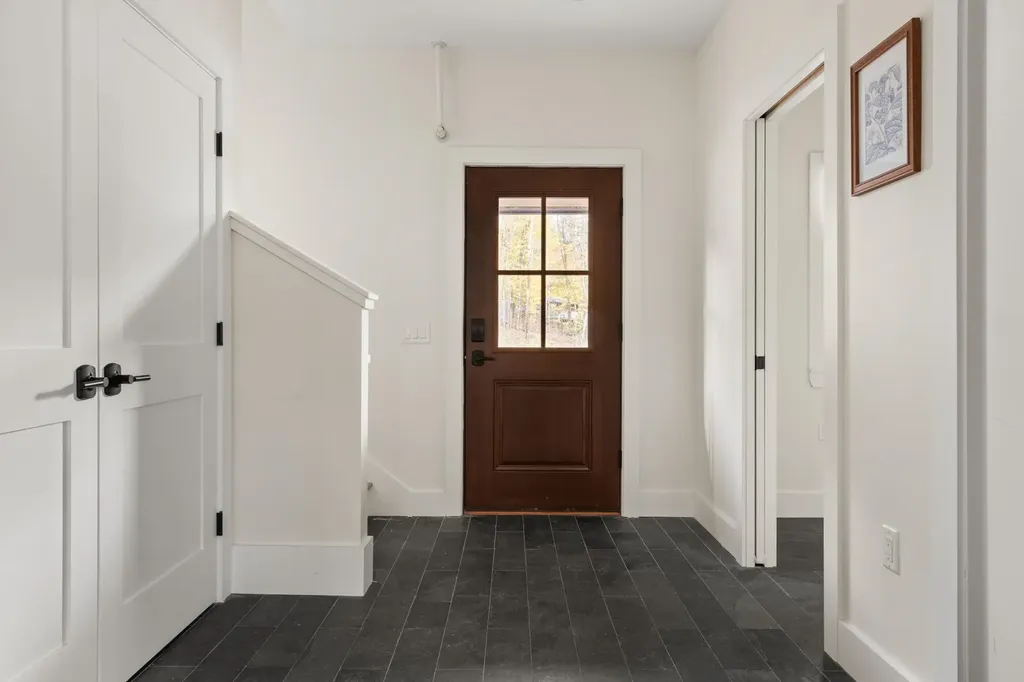 60-B Landing Circle Stowe VT 05672
