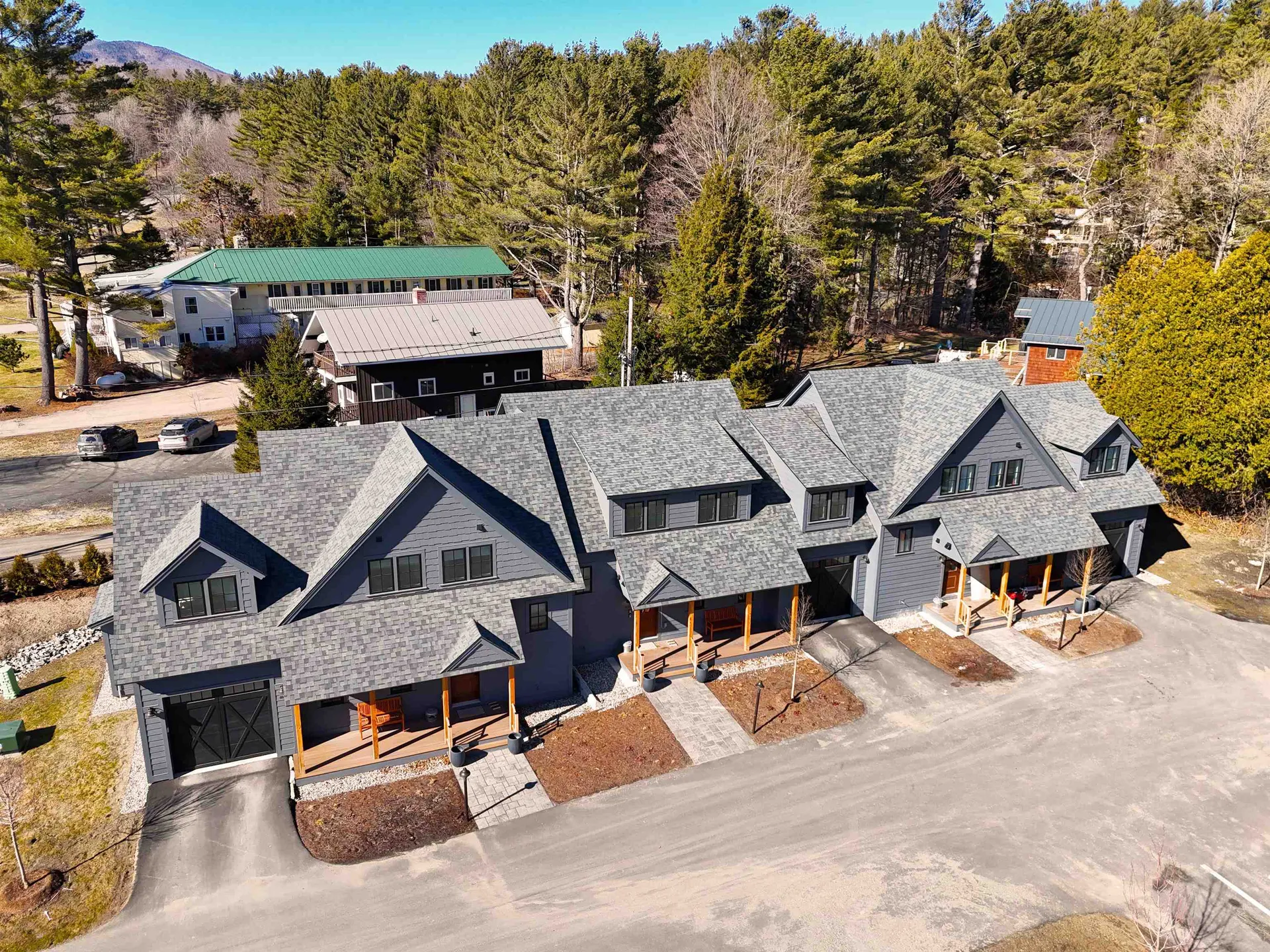 60-B Landing Circle Stowe VT 05672