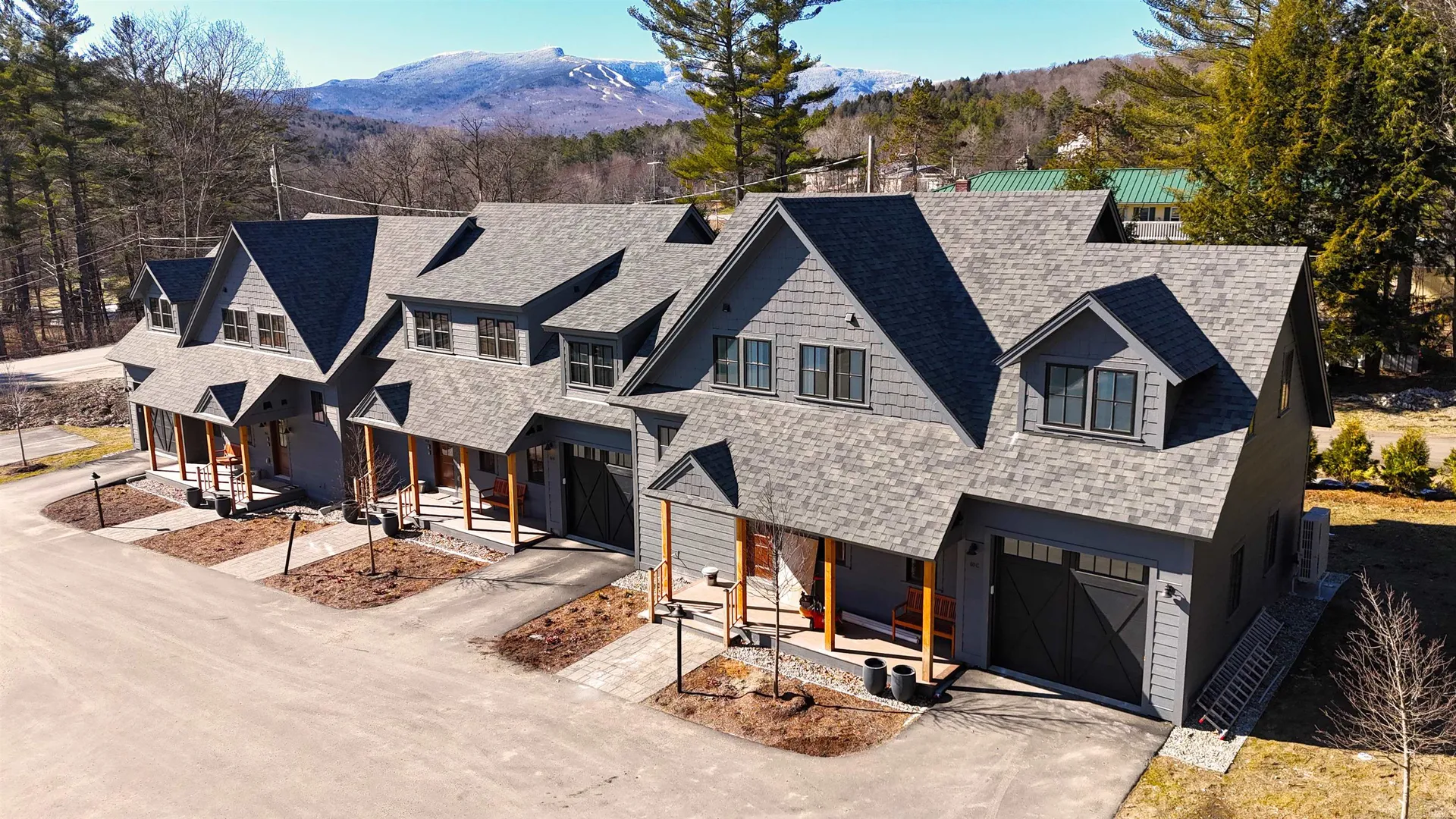 60-B Landing Circle Stowe VT 05672