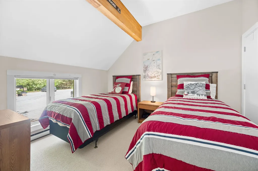 196 Castlerock Road Warren VT 05674