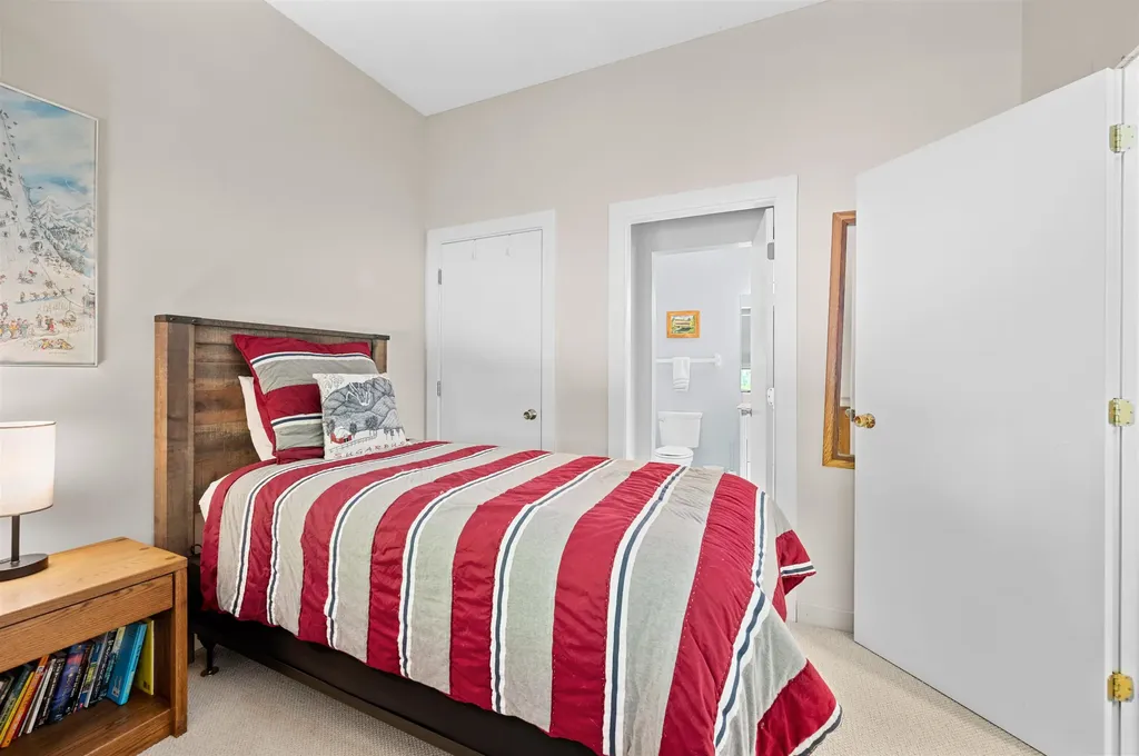 196 Castlerock Road Warren VT 05674