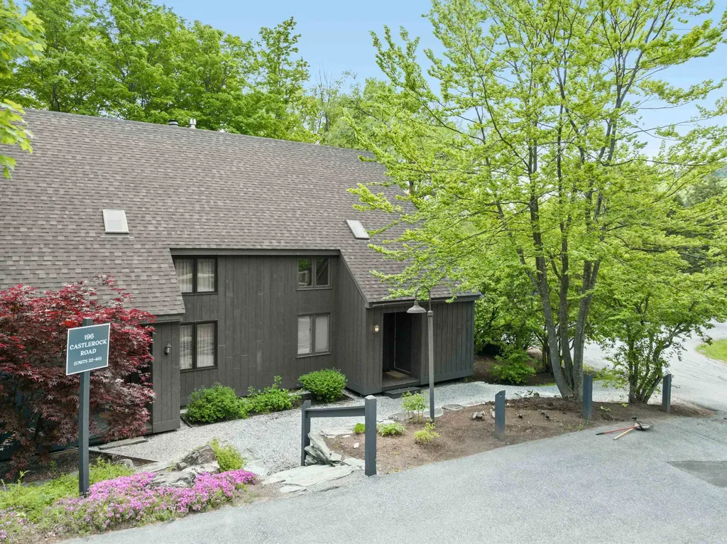 196 Castlerock Road Warren VT 05674