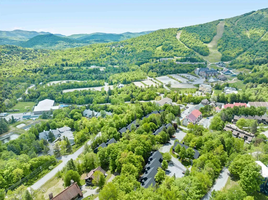 196 Castlerock Road Warren VT 05674