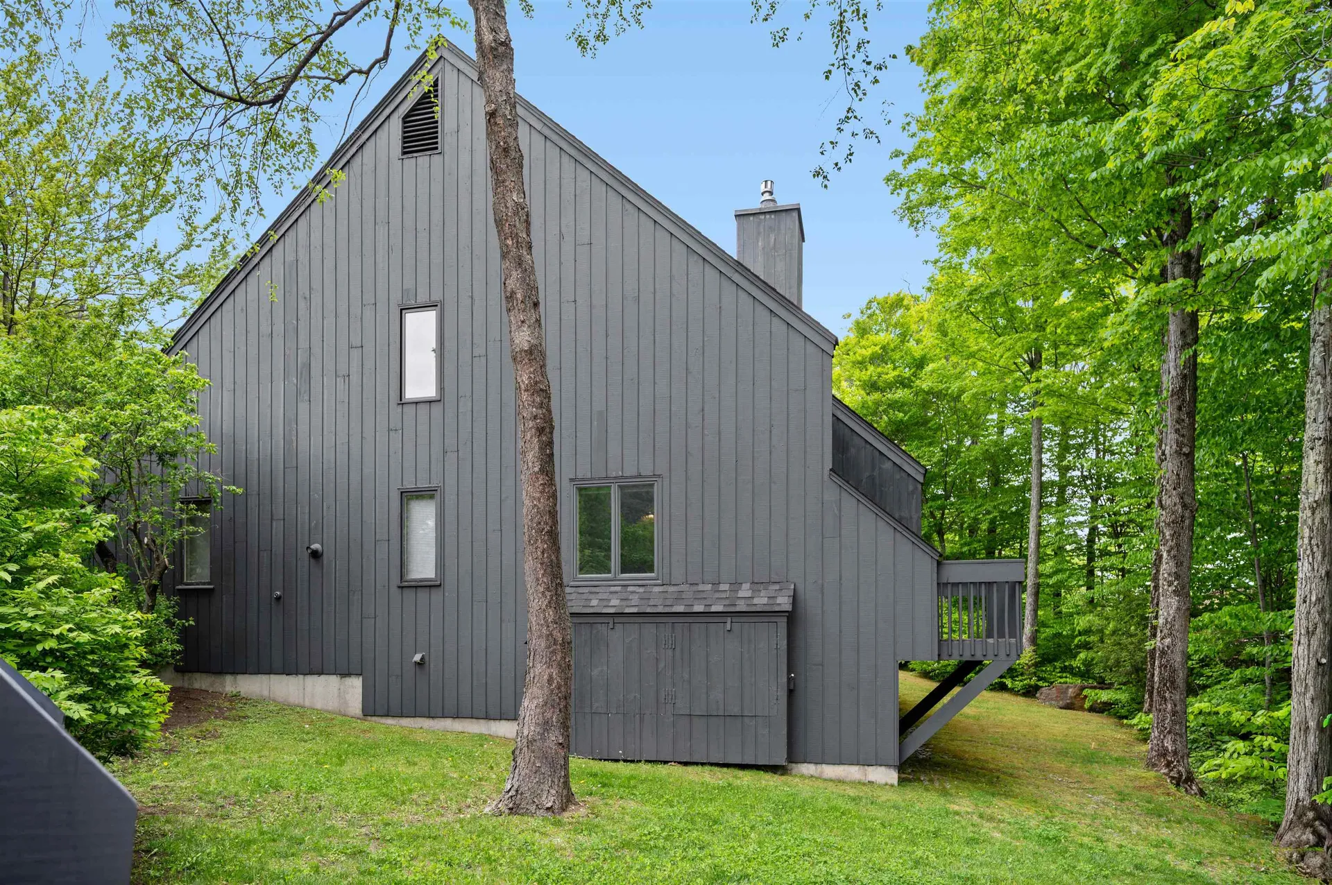 196 Castlerock Road Warren VT 05674