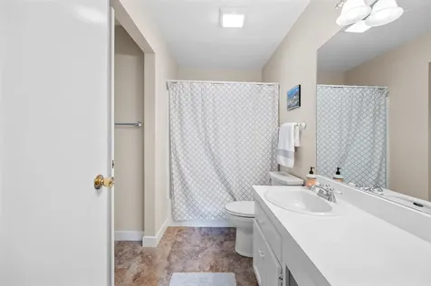 196 Castlerock Road Warren VT 05674