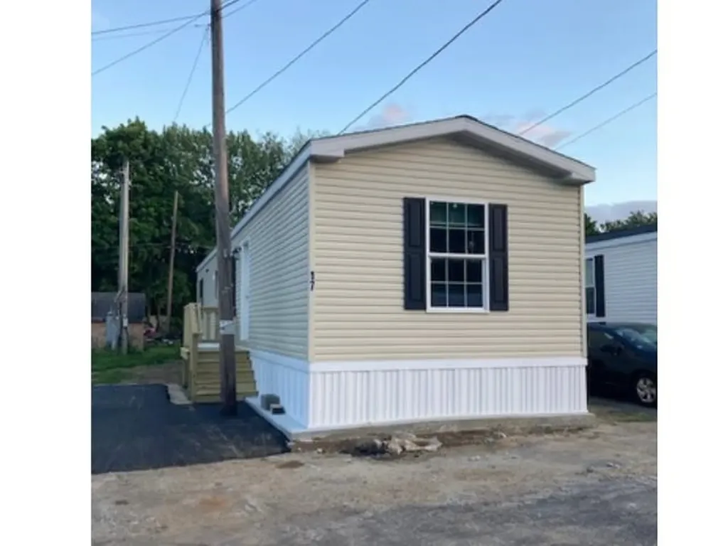 75 South Policy Street Salem NH 03079
