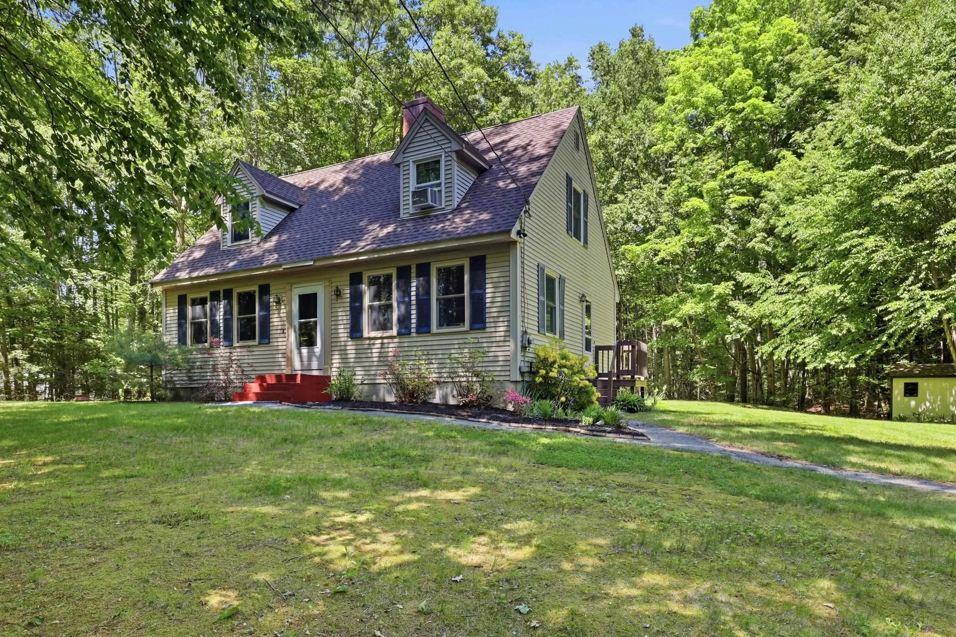 714 Main Street Danville NH 03819