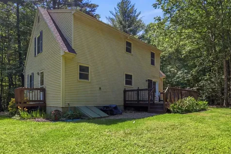 714 Main Street Danville NH 03819