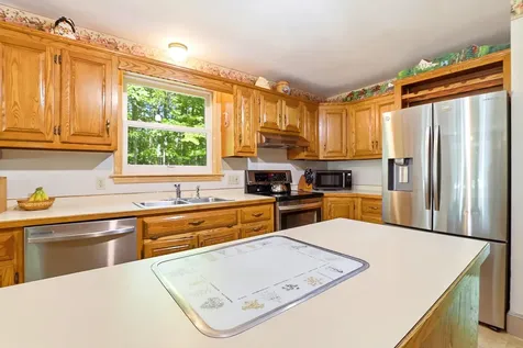 714 Main Street Danville NH 03819