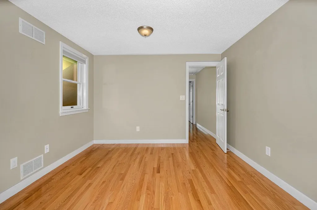 4 Green Heron Lane Nashua NH 03062