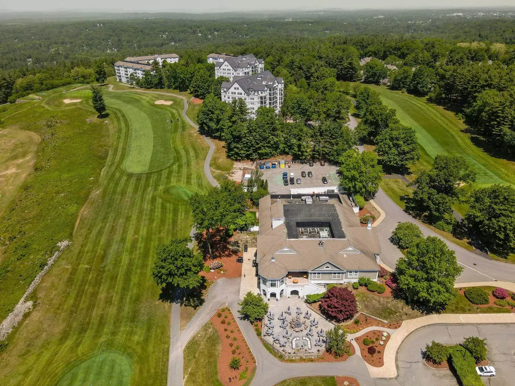 4 Green Heron Lane Nashua NH 03062