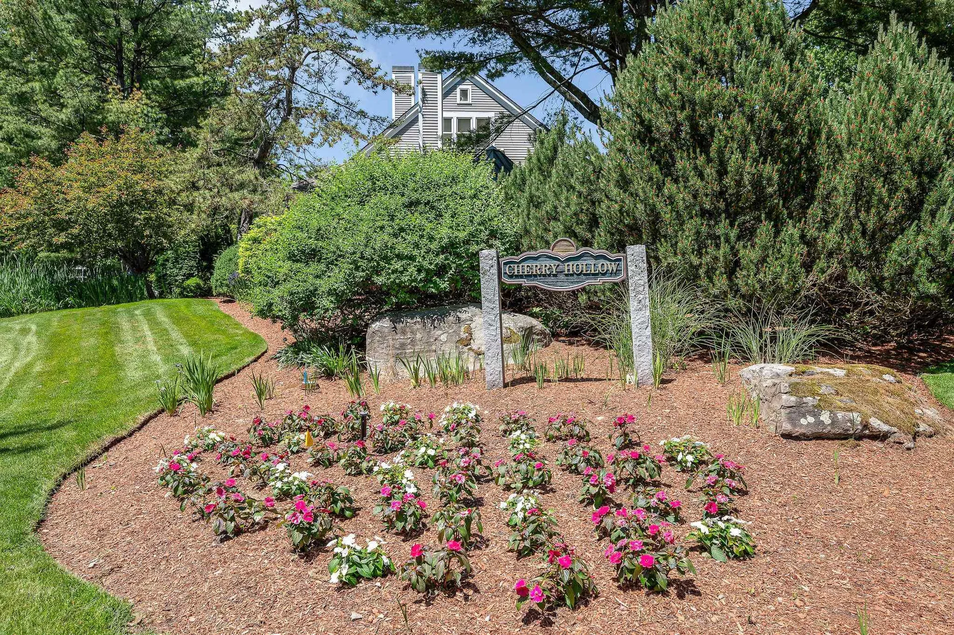 4 Green Heron Lane Nashua NH 03062