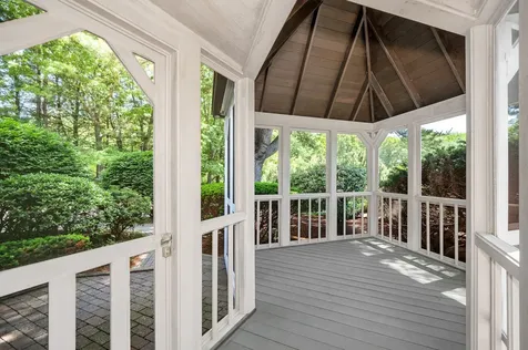 4 Green Heron Lane Nashua NH 03062