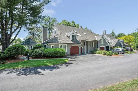 4 Green Heron Lane Nashua NH 03062