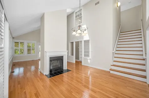 4 Green Heron Lane Nashua NH 03062