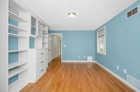 4 Green Heron Lane Nashua NH 03062