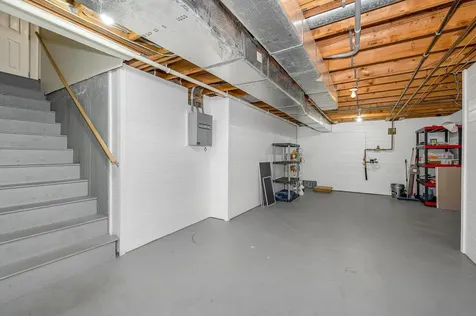 4 Green Heron Lane Nashua NH 03062