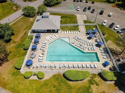 4 Green Heron Lane Nashua NH 03062
