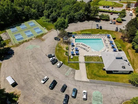 4 Green Heron Lane Nashua NH 03062