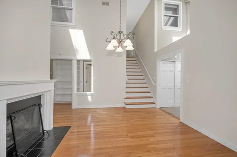 4 Green Heron Lane Nashua NH 03062