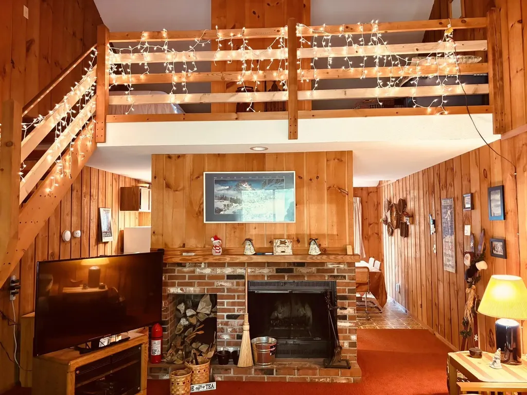 8E Dover Green Loop Dover VT 05356