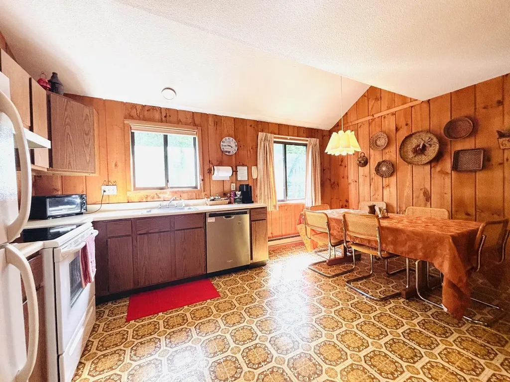 8E Dover Green Loop Dover VT 05356