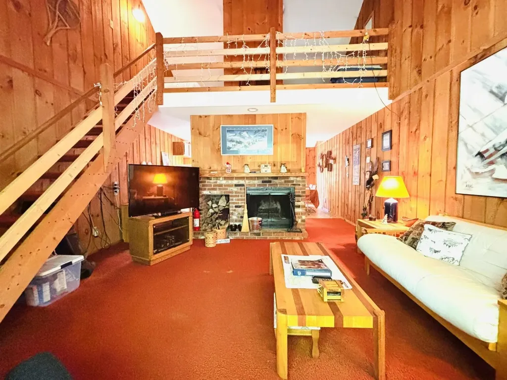 8E Dover Green Loop Dover VT 05356