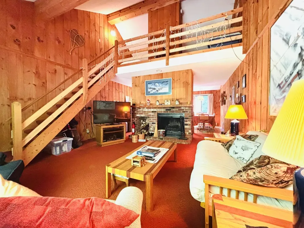 8E Dover Green Loop Dover VT 05356