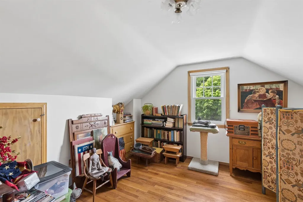 2 Elmview Circle Dover NH 03820